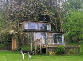 The Summerhouse，位于Llandegla的酒店