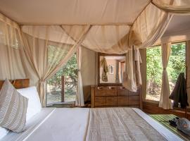 Mopani Safari Lodge，位于Mfuwe的木屋