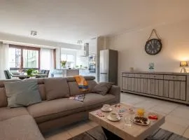 WeLoveOostende - Newly renovated large apartment 150m from the beach - Including bed sheets and final clea-ning