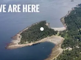 Gabriola Island B&B By The Sea