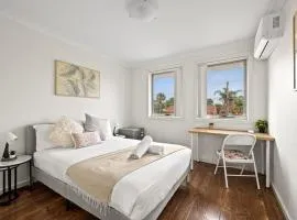 Comfy Double Room in Panania - Nearby Stations & Shops - Shared Bathroom