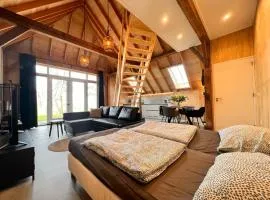 Wonen in een boerenschuur uit 1899