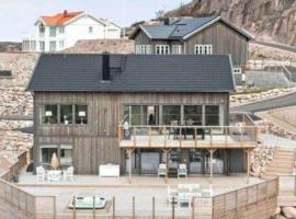Villa Blomberg，位于Bovallstrand的酒店