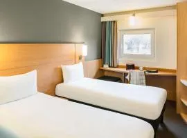 利兹中心马尔堡街宜必思酒店