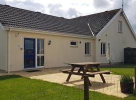 Llainfawr Cottage Apartment Letterston，位于Letterston的酒店