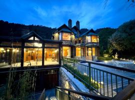 Brij Atmanya Bhowali, Nainital, A Luxury Mountain Escape，位于奈尼塔尔的Spa酒店