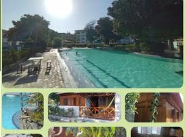 Cabaña Condominio Campestre ente Santa Marta Rodadero con Piscina WIFI AC，位于圣玛尔塔的别墅