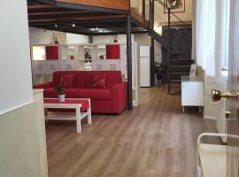 LOFT BORGO 13，位于科莫的酒店