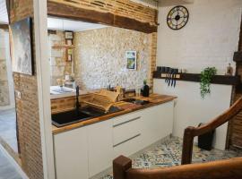 Maison de village périgourdin，位于Bouniagues的酒店