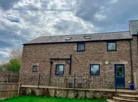 Stunning 3-Bed Cottage in The Forest of Dean