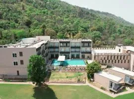Baantalai Resort- Baba Balak Nath Shahtalai
