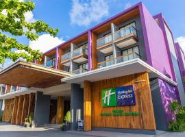 Holiday Inn Express Phuket Patong Beach Central, an IHG Hotel，位于芭东海滩的酒店