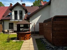 Chwile w Starym Sączu, sauna i beczka，位于旧松奇的别墅