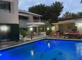 Luxury Villa Near Sea with Private Pool