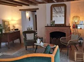 Ferme du 17ème siècle et jardin