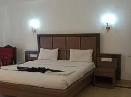 Mount Heera Hotel-Alandur