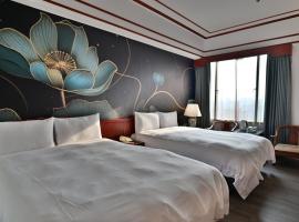 T Hotel，位于台中市的酒店