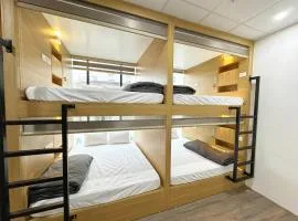 Hanoi Capsule Station Hostel，位于河内的胶囊旅馆