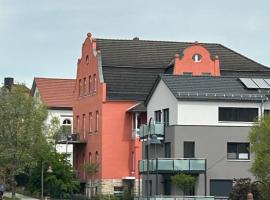 Schöne 3 Zimmer Wohnung mit großem Balkon bis 6 Personen，位于萨勒河畔瑙姆堡的酒店