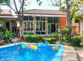 Phalaburi resort by dreamhouse，位于Ban Phala的度假屋