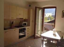 Appartement in Tiarno Di Sotto，位于Tiarno di Sotto的酒店