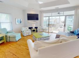 6-B 13th Street by Tybee Beach Vacation Rentals，位于泰比岛的酒店