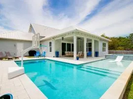 Golf Cart, Large Private Pool & Hot Tub, Close to 2 Beach Accesses on 30A!