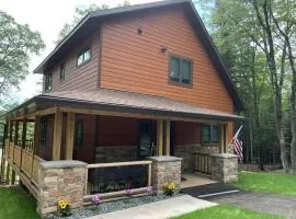 The Lake House - New Home on Lower Kaubinshine Lk