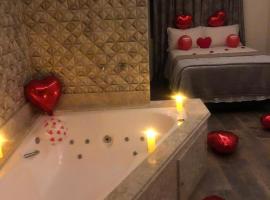 Hotel Pousada Santiago，位于Pescaria Brava的酒店