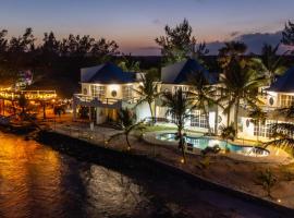 Casa Cenote Hotel，位于Tankah的酒店