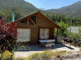 Cabañas con bajada al río，位于Guayacán的酒店