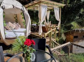 Levit Glamping - Hotel Guatapé ADULTS ONLY，位于瓜塔佩的酒店