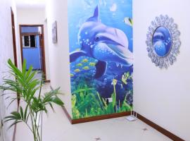 MOA Nyali Beach Ensuite Rooms with swimming，位于蒙巴萨的民宿