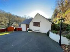 Daisy Cottage - Cosy 2 bed home