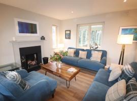 Dunkerron Woods 3 bedroom 4022，位于肯梅尔的酒店