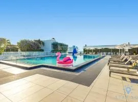 Hollywood Bliss Studio Rooftop Pool