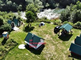 Private accommodation Kalezić，位于莫伊科瓦茨Biogradska Gora National Park附近的酒店