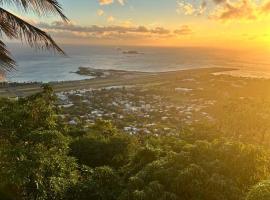 Peaceful home with amazing views，位于拿撒勒的酒店