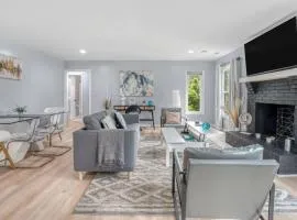 Stylish Home Near Uptown, UNC, and More!