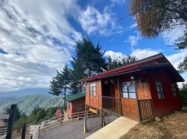 Cabaña Mariposa Cometa – Living IN THE clouds!，位于San Pablo的酒店