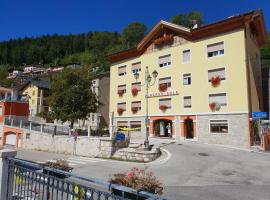 Albergo Ristorante "Al Sole"，位于Lusiana的酒店