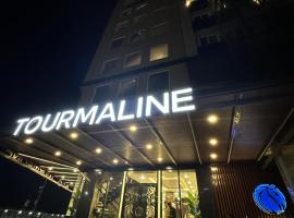 Hotel Tourmaline Peshawar，位于白沙瓦的酒店