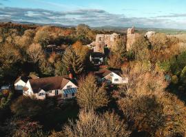 Escape to Pembrokeshire - charming spacious cottage，位于纳伯斯的酒店