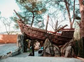 喀里多尼亚露营酒店