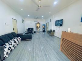 Rakka Guest House，位于Adentan的酒店