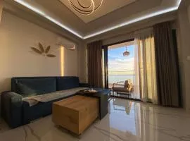 Candi Luxury Suites 2