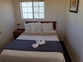 075D Cozy Retreat nr South Rim Sleeps 2，位于瓦莱的酒店