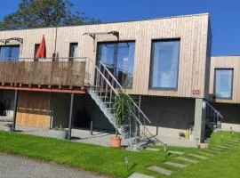 Little Tiny Village Haus 2