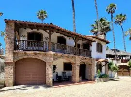 Spanish Style Vacation Home with Jacuzzi in Rosarito