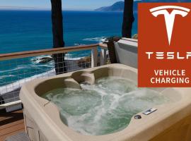 Gorgeous Oceanview, Hot Tub! Oceanfront! Shelter Cove, CA Tesla EV Station，位于Shelter Cove的酒店
